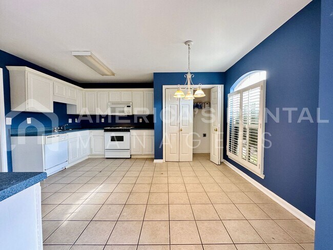 Foto del edificio - DEPOSIT PENDING!!! Town home for Rent in H...
