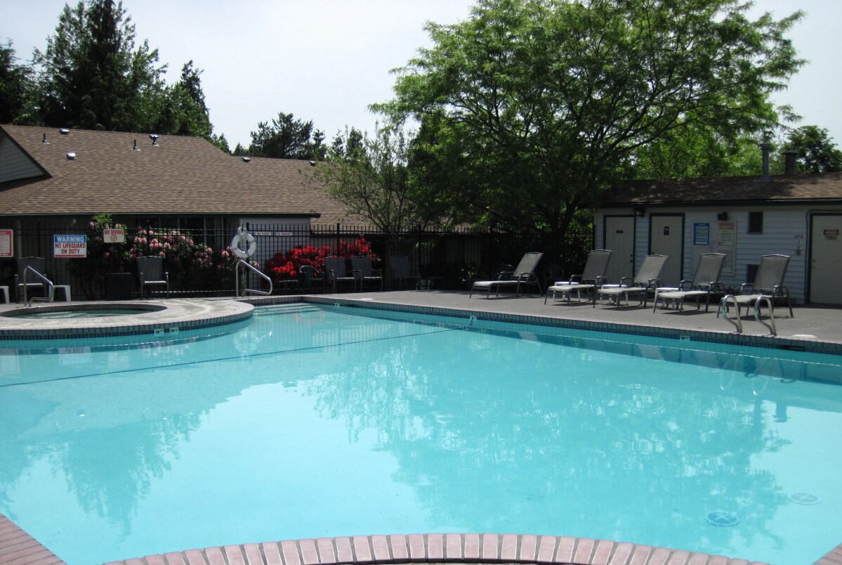 Forest Ridge Apartments in Beaverton, OR