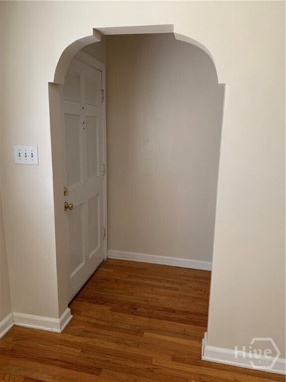 Foto del edificio - 320 Kensington Dr