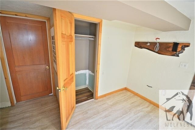 Building Photo - Furnished 1 Bedroom Basement Unit