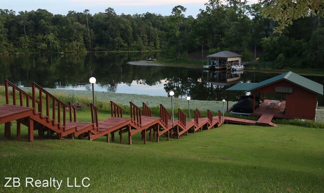 Building Photo - 3 br, 2 bath House - 122 Cedar Point  122 ...