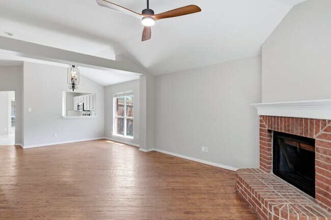 Foto del edificio - 3BR/2.0BA Single Family - Little Elm