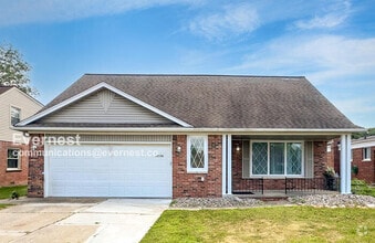 Building Photo - 12136 Brougham Dr