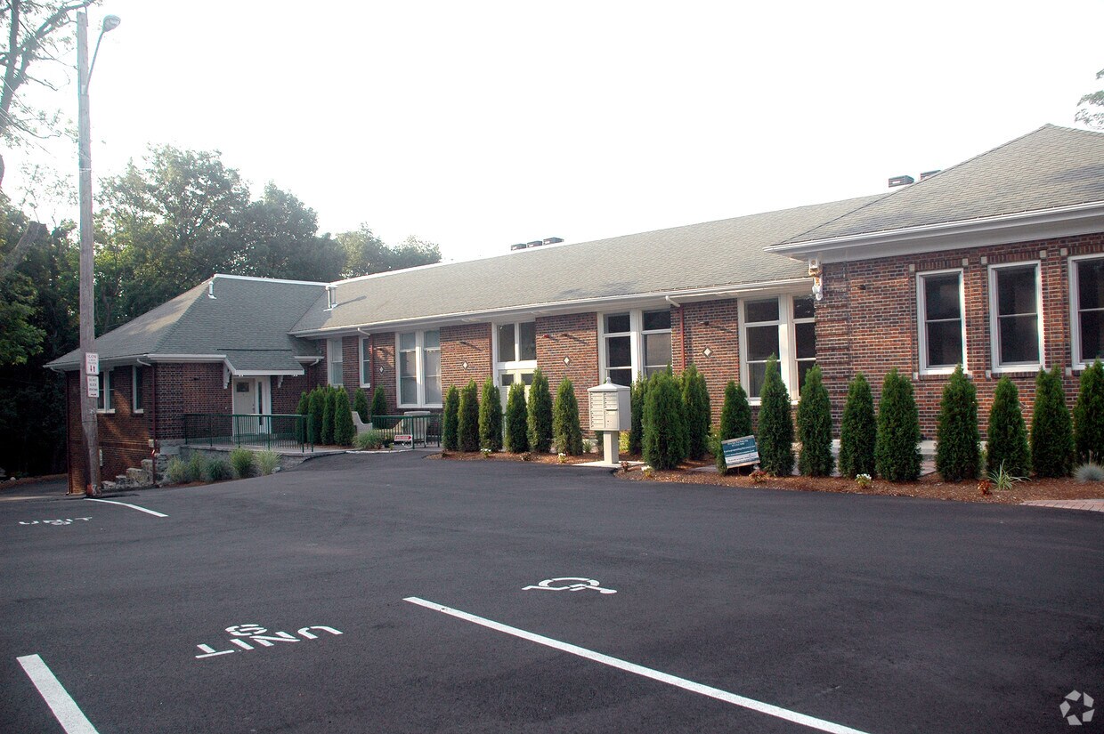 Foto del edificio - 349 Fulton St