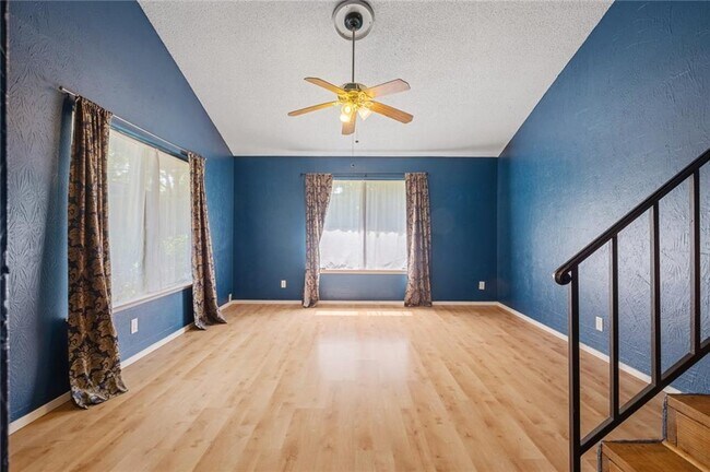 Building Photo - 9515 Blue Creek Ln
