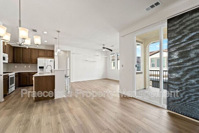 Building Photo - 1710 Signature Pl