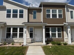 Building Photo - 229 W 925 N