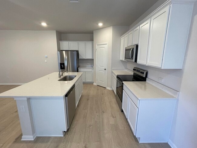 Foto del edificio - 176 Grey Slate Ave