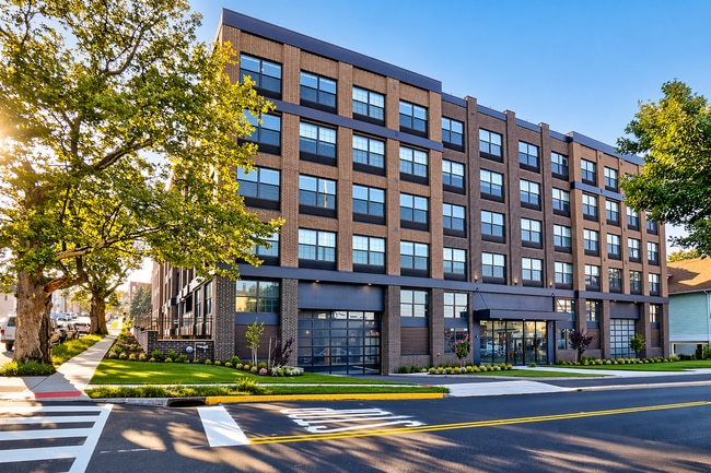 Foto del edificio - Cortlandt Terrace