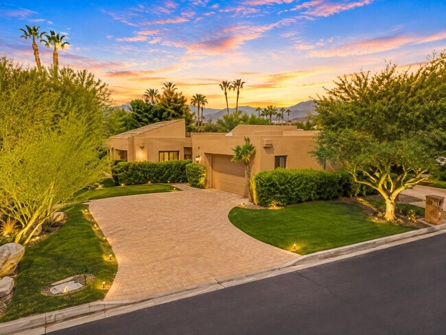 Foto del edificio - 73280 Rosewood Ct