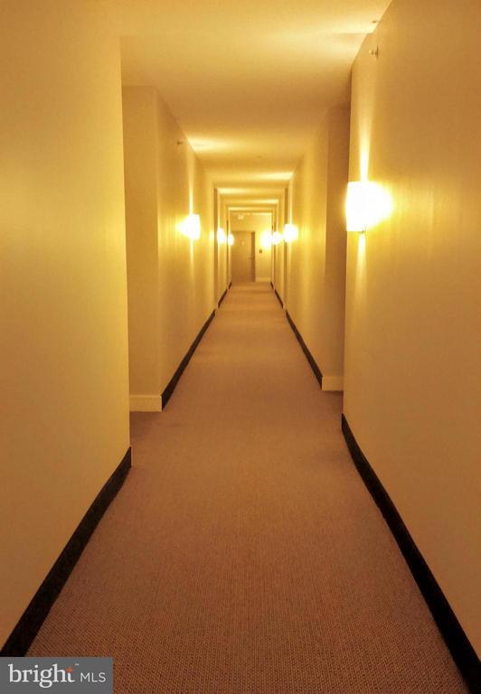 Building Photo - 4490 Market Commons Dr