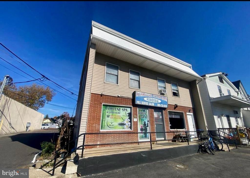 Primary Photo - 20 Juliustown Rd