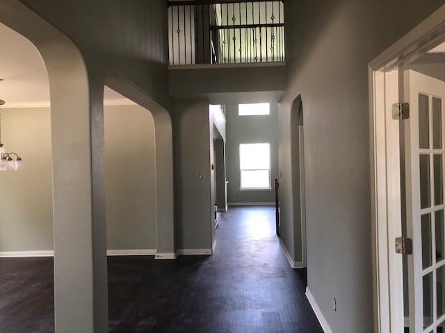 Foto del edificio - 713 Crestwood Ln