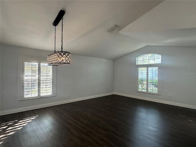 Foto del edificio - 2891 Strand Cir