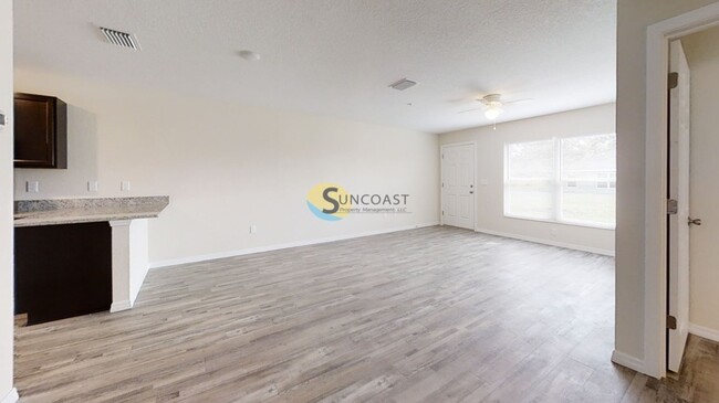 Building Photo - 13624 SW 61st Cir