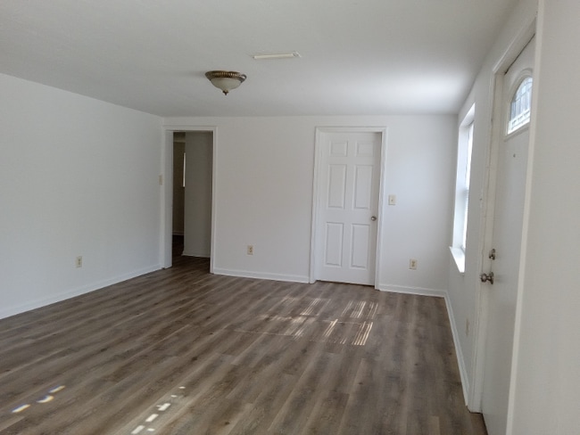 Building Photo - 1621 AL-27