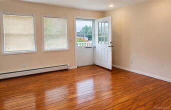 Building Photo - 632 Piermont Ave