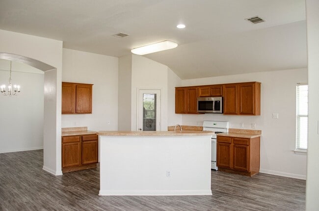 Building Photo - 1108 Delia Chappa Ln