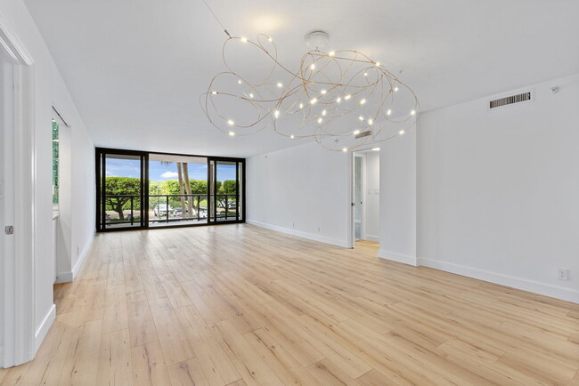 Building Photo - 3440 S Ocean Blvd