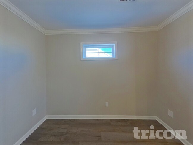 Foto del edificio - 214 Pilcher Dr