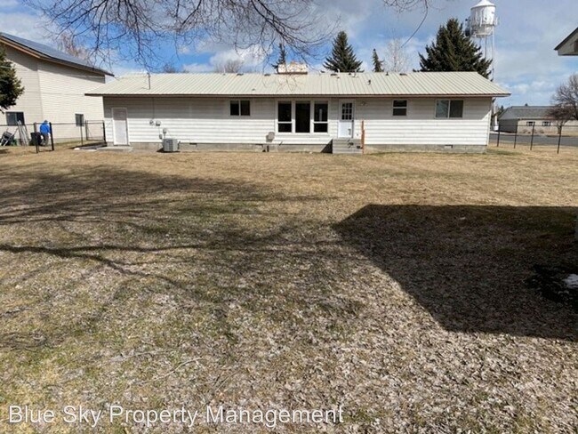 Foto del edificio - 3 br, 2 bath House - 103 N. TETON AVE