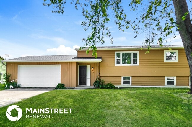 Building Photo - 815 Spring Valley Dr