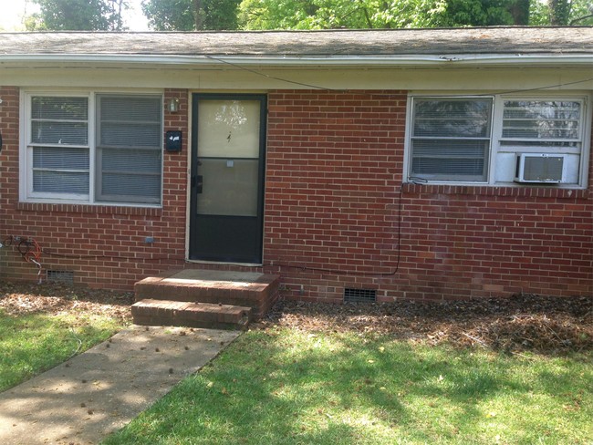 Foto del edificio - 5308 Lynnville Ave