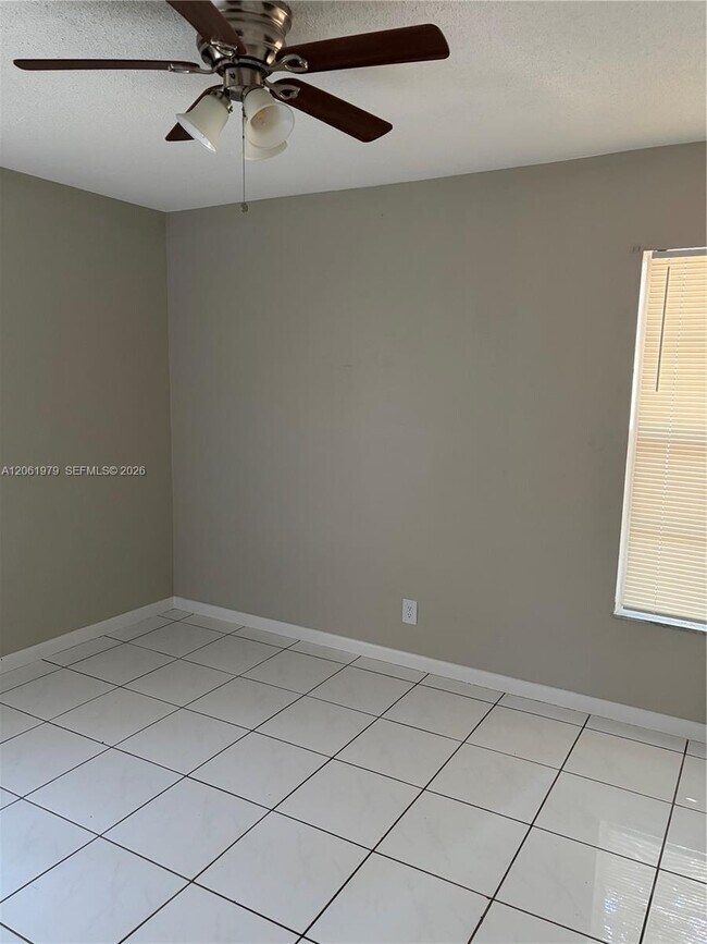 Foto del edificio - 1440 SW 41st Ave