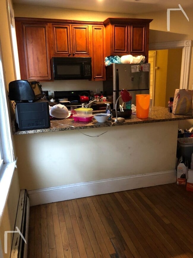 Building Photo - AMAZING 5 BED IN MISSION HILL!!! HOT LISTING!!!