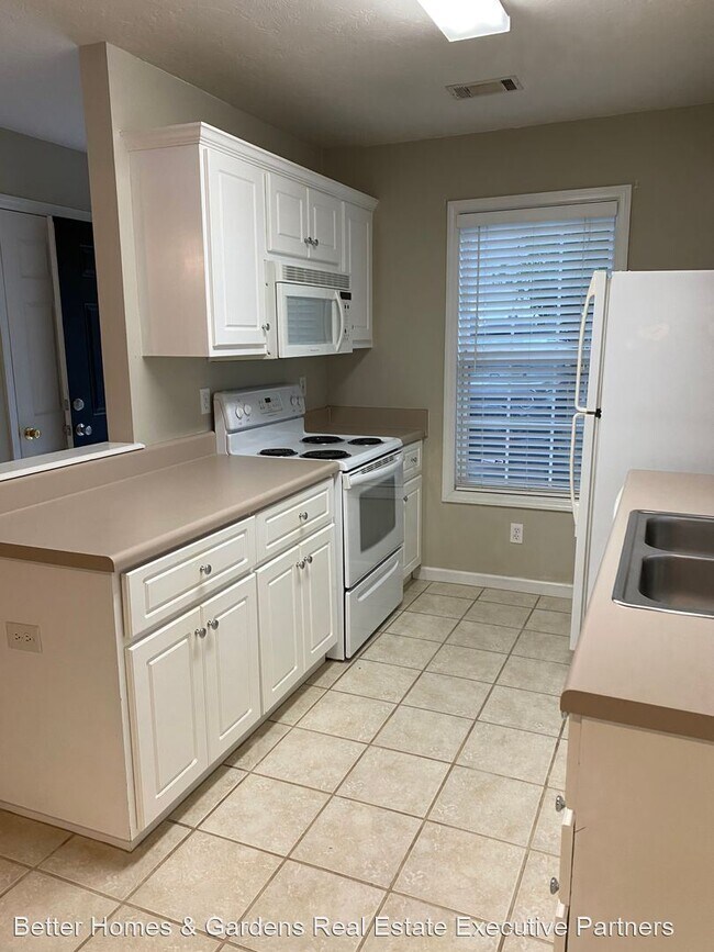 Building Photo - 2 br, 2 bath House - 5038 Wheeler Lake Road