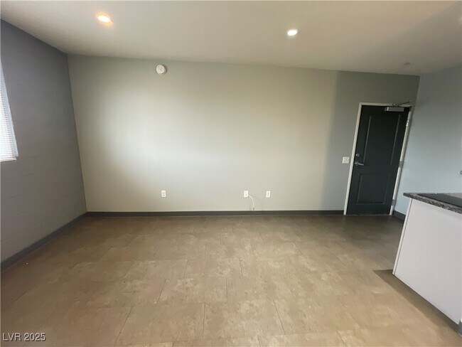Foto del edificio - 223 N 9th St