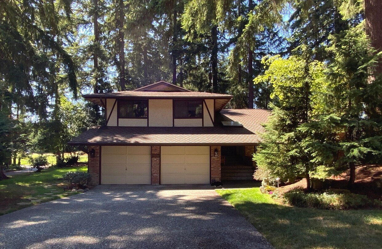 Primary Photo - Charming 3BD/3BTH Mill Creek Home Golf Cou...