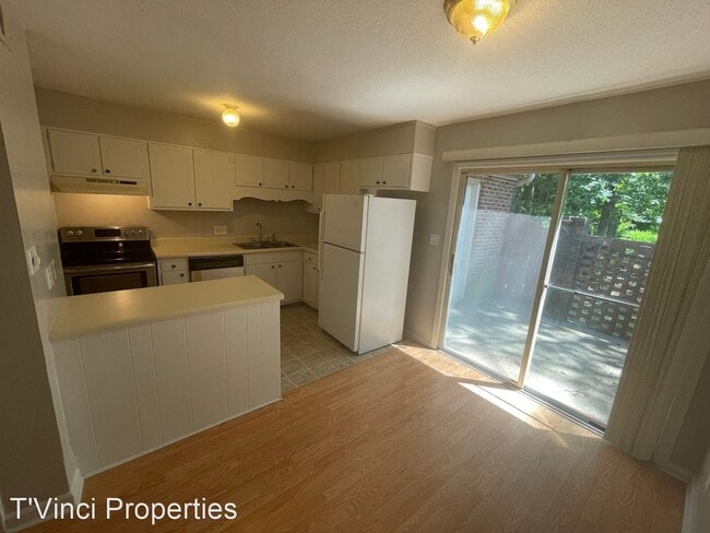 Building Photo - 2 br, 1.5 bath House - 224 Northpoint Ave....