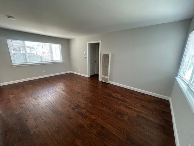 Foto del edificio - Adorable Two Bedroom in San Juan Bautista!