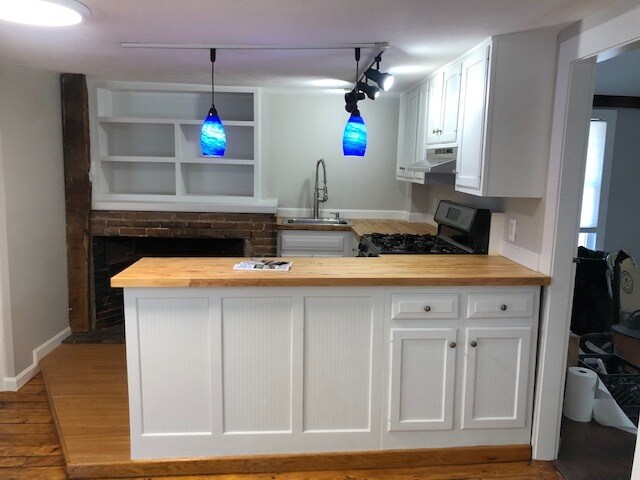 Kitchen/dining area - 10 Palfrey Ct