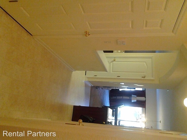 Building Photo - 1569 Biscayne Bay Dr