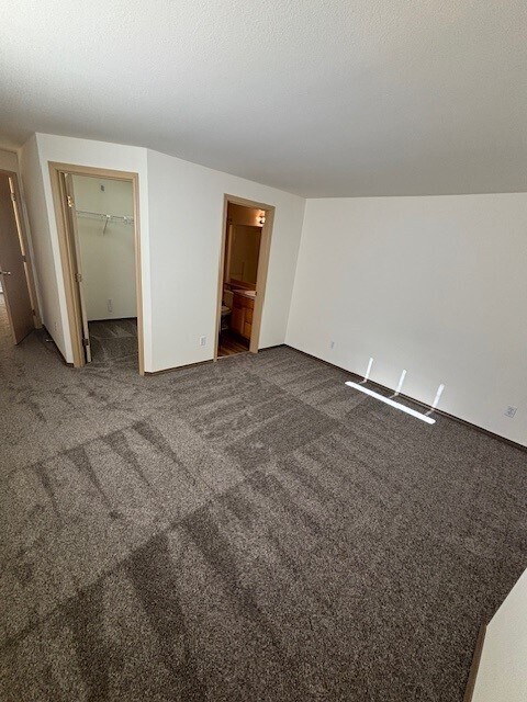 Building Photo - The Arbors of Des Moines