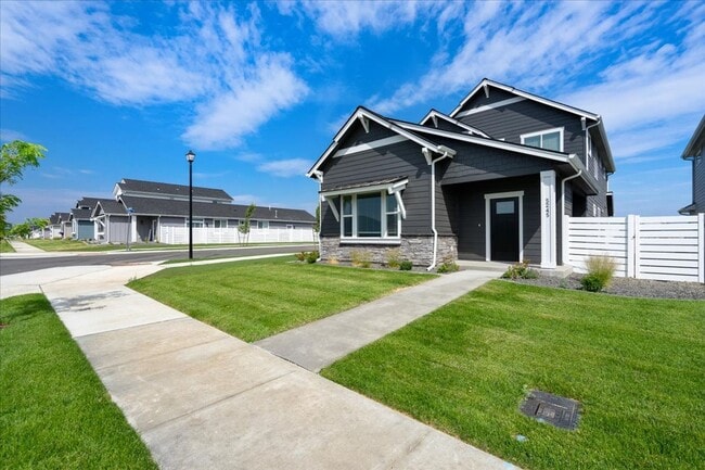 Building Photo - Newly Constructed Home with Spacious Layout