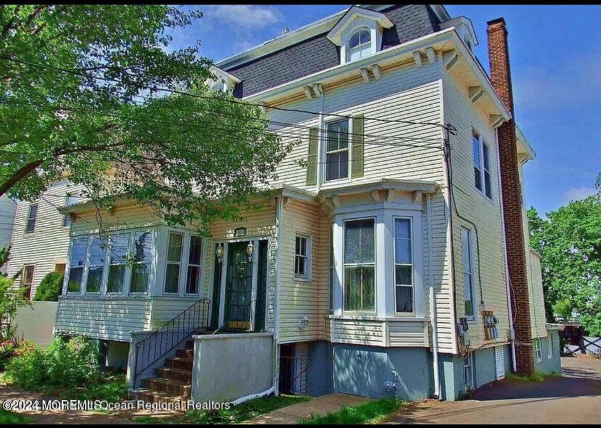 19 Rector Pl Unit A, Red Bank, NJ 07701 Apartments in Red Bank, NJ