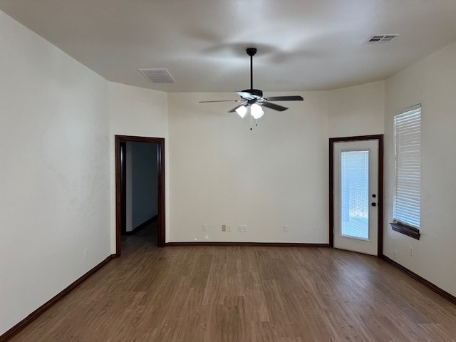 Building Photo - 925 Heather Ln