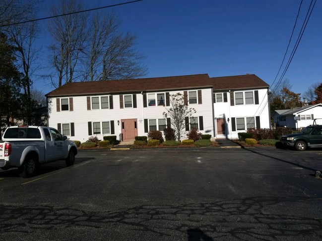 Building Photo - 241 Alfred St