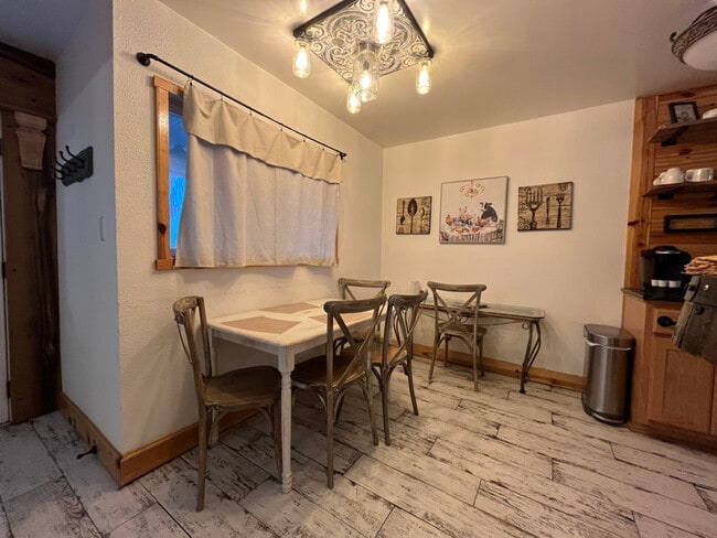 Foto del edificio - 12102 Carriage Ct SE