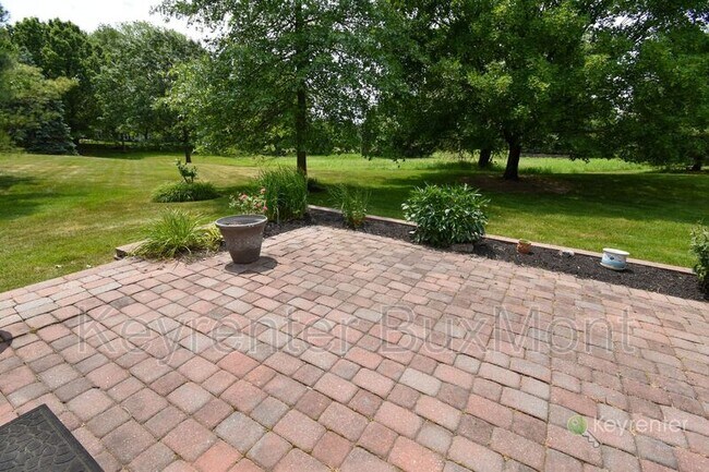 Foto del edificio - 11 Nathan Ct