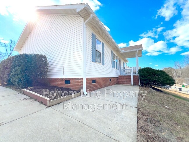 Foto del edificio - 5313 Abbywood Ln