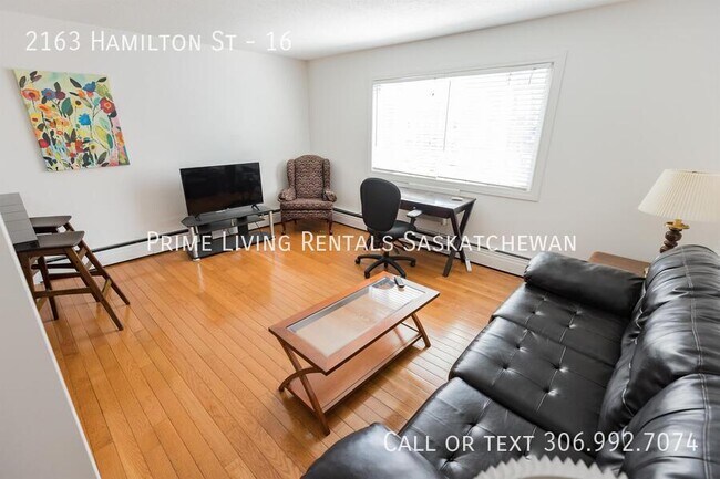Building Photo - 2163 Hamilton St