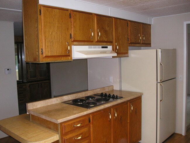 Building Photo - 2079 Elizabeth Pl