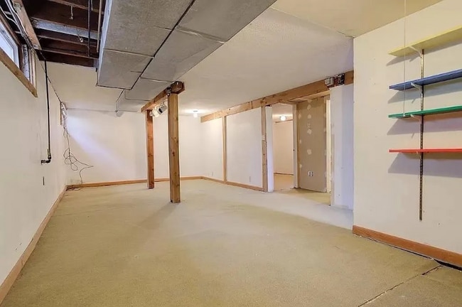 Foto del edificio - 224 W Wilson St