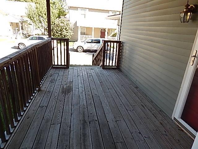 Primary Photo - 1 E Pearl St