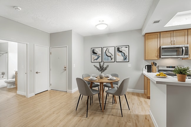 Building Photo - Noho Huston