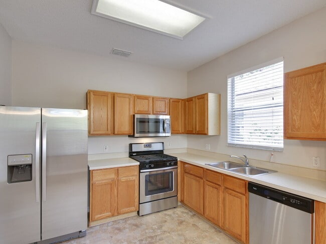 Building Photo - 3703 Cinnamon Fern Loop